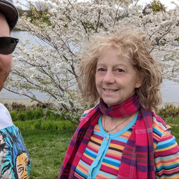 Meet your Posher, Roberta - Picture 4 of 6